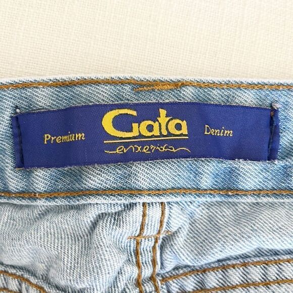 Gata Denim Jean Shorts Distressed - Picture 8 of 9